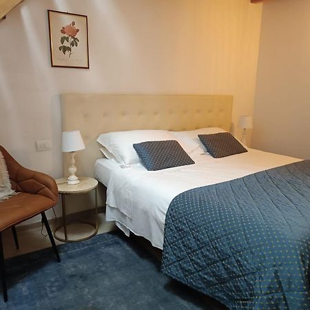 Affittacamere Zanobi 45 Firenze Bagian luar foto