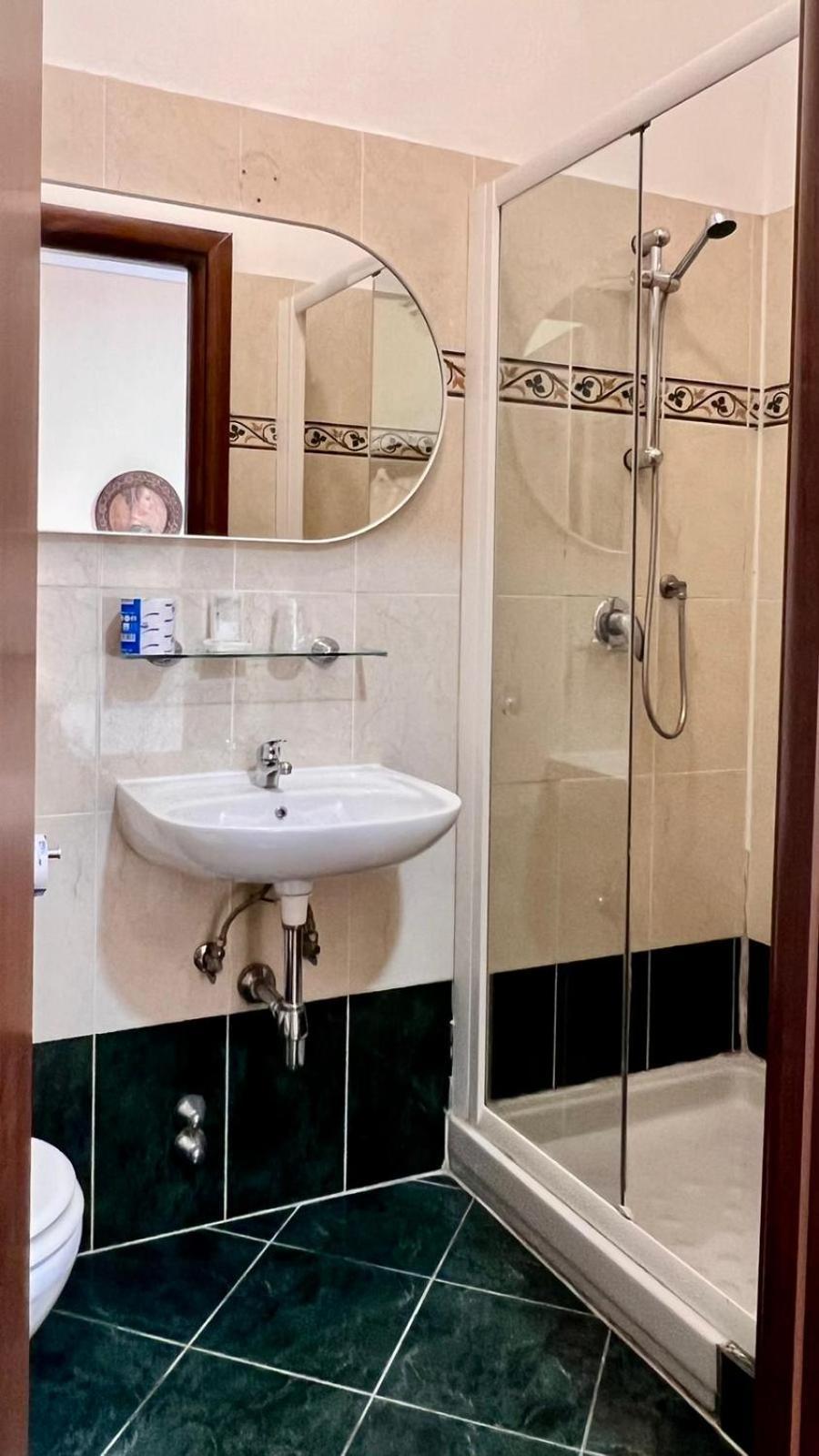Affittacamere Zanobi 45 Firenze Bagian luar foto