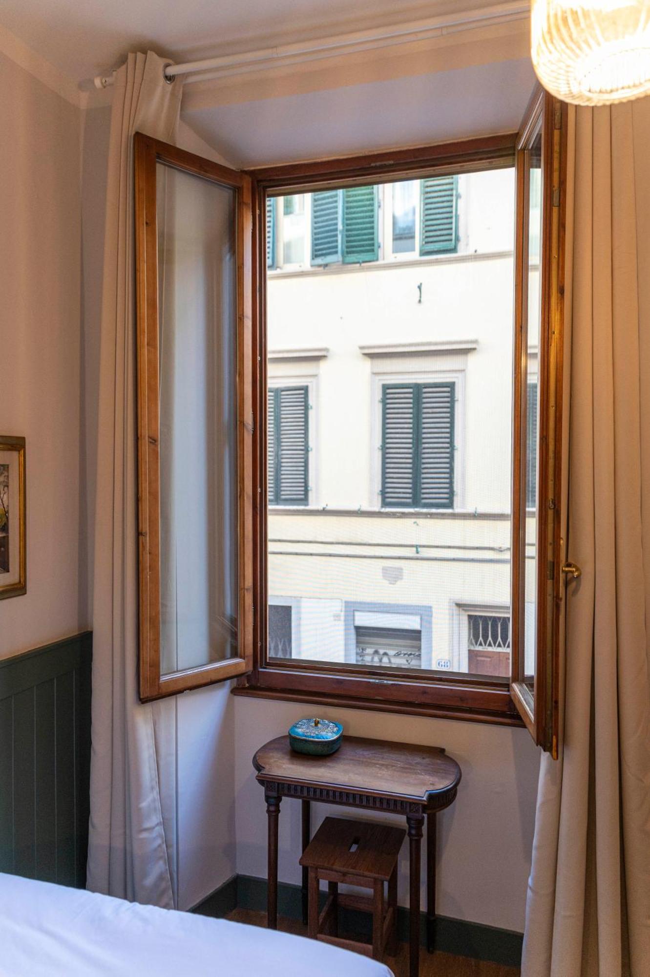 Affittacamere Zanobi 45 Firenze Bagian luar foto
