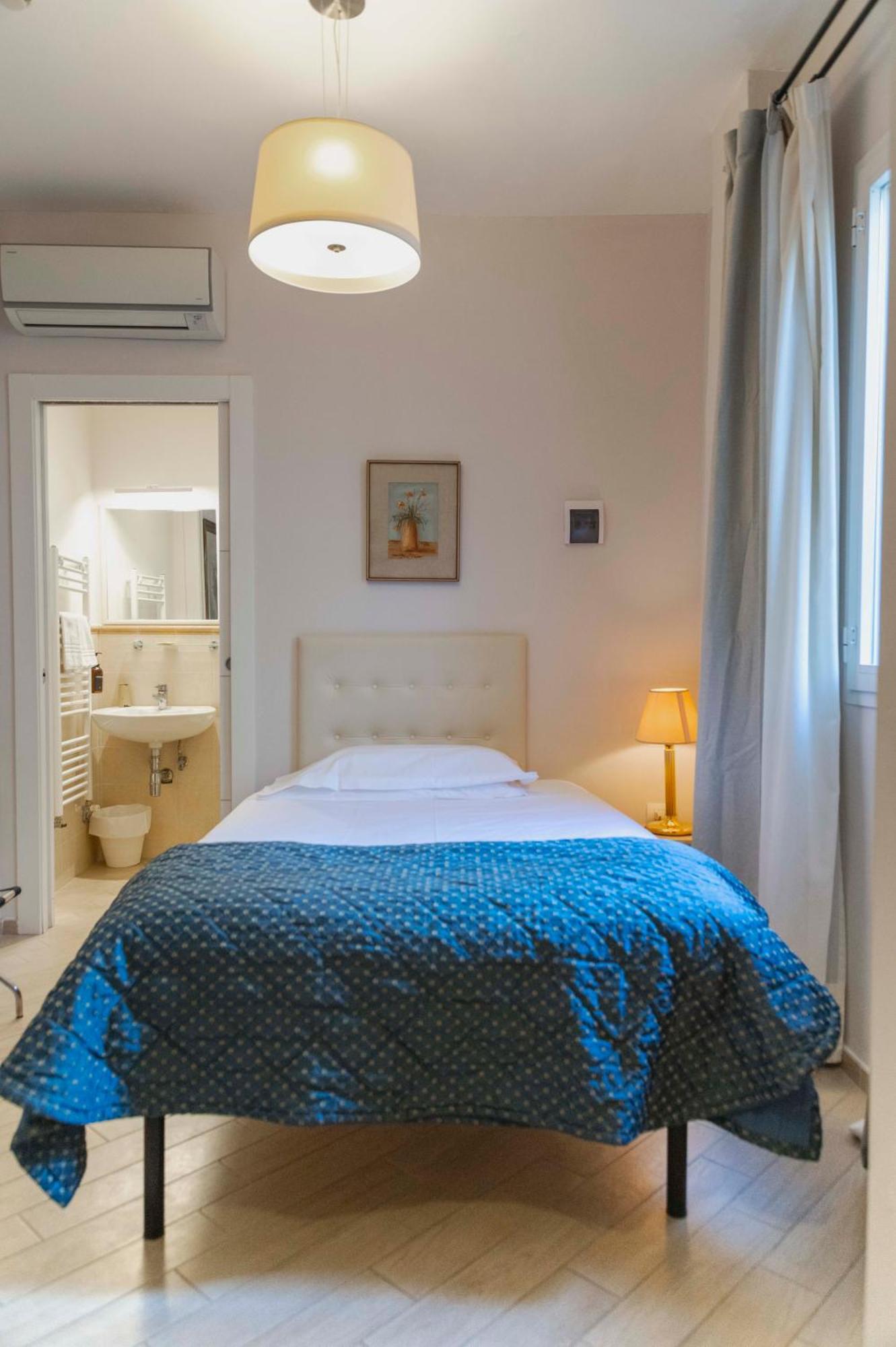 Affittacamere Zanobi 45 Firenze Bagian luar foto