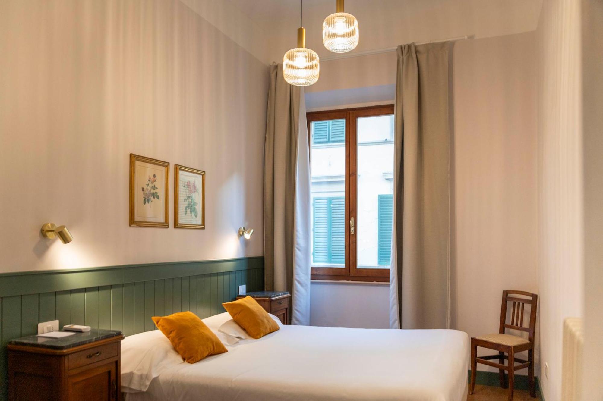 Affittacamere Zanobi 45 Firenze Bagian luar foto